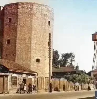 Коломна, улица Октябрьской революции. Колоризированная фотография.