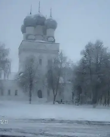 Город Бронницы, Соборная площадь в 2009 году. Снегопад. Фотография Татьяны Залата.