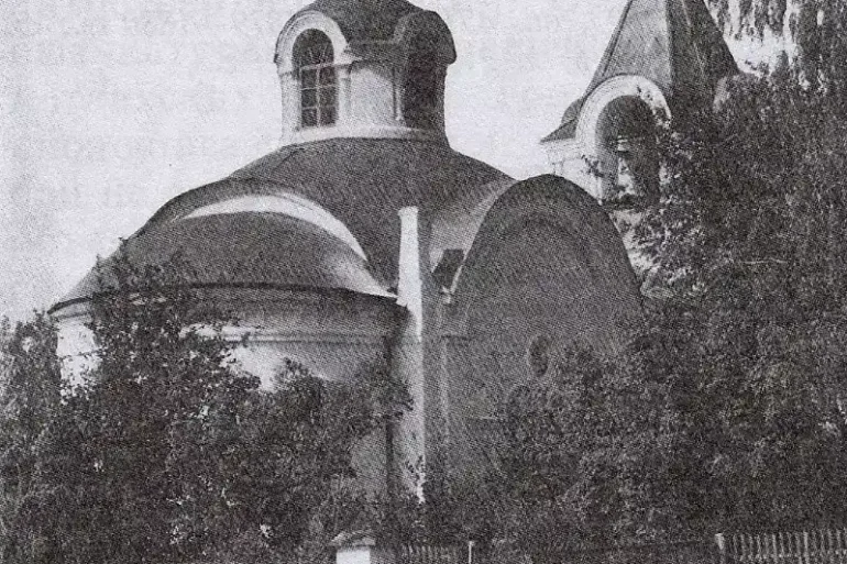 Храм Архангела Михаила в Карпово.