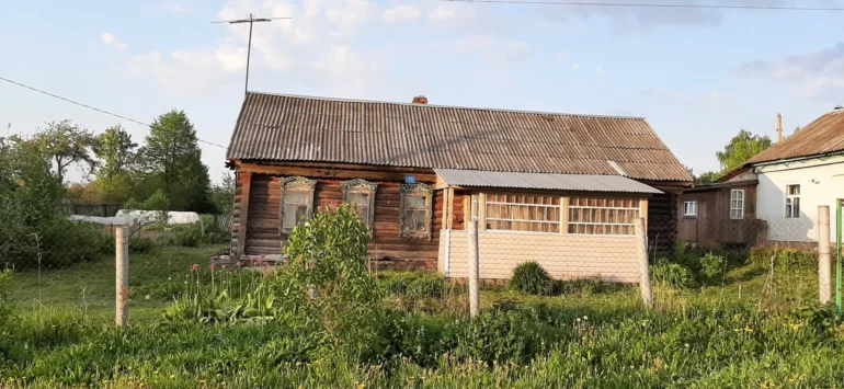Село Аксиньино, Ступинский район. Фотопроект “Наличники”. Фото Татьяны Залата.