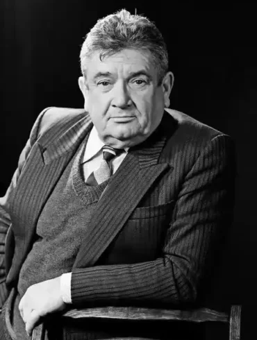 Актер Евгений Весник. Добросовестное использование, https://ru.wikipedia.org/w/index.php?curid=3070205.