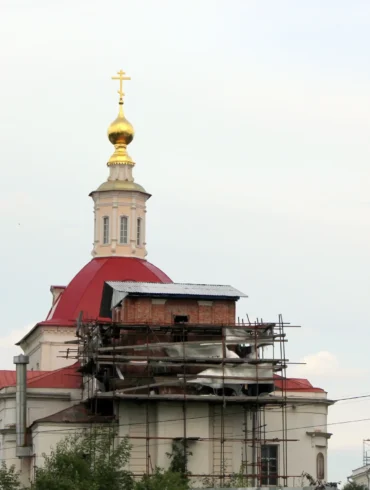 Храм Воскресения Христова Словущего в Коломне (храм Воскресения в крепости). 2023 год. Фотография Залата Татьяны.