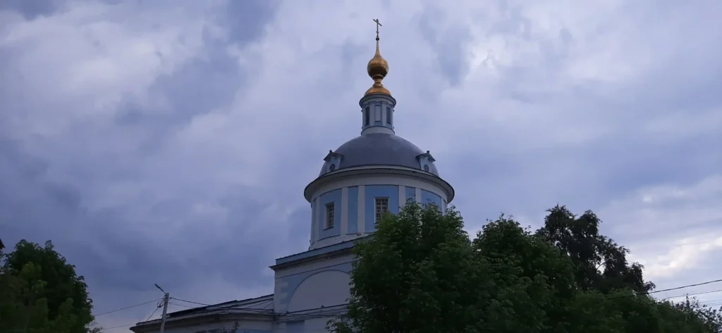 Храм Покрова Пресвятой Богородицы в Коломне. Фотография Татьяны Залата, 2024 год.