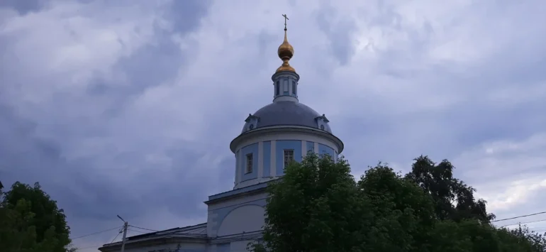 Храм Покрова Пресвятой Богородицы в Коломне. Фотография Татьяны Залата, 2024 год.