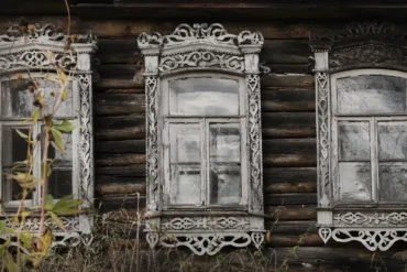 Полушкино, Ступинский городской округ (ступинский район). Узоры. Фотография Анны Салтыковой. Фотопроект “Наличники”.