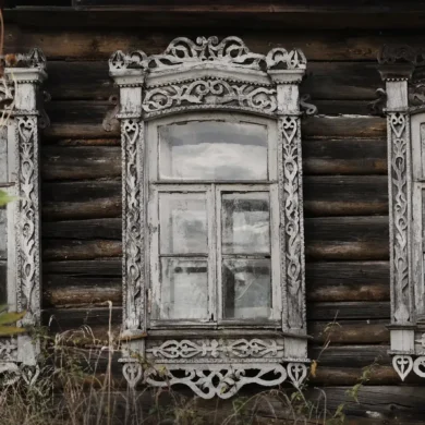 Полушкино, Ступинский городской округ (ступинский район). Узоры. Фотография Анны Салтыковой. Фотопроект “Наличники”.