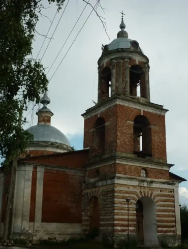 Хонятино, Покровский храм с. Хонятино. Фотография 2011 года, автор - Татьяна Залата.