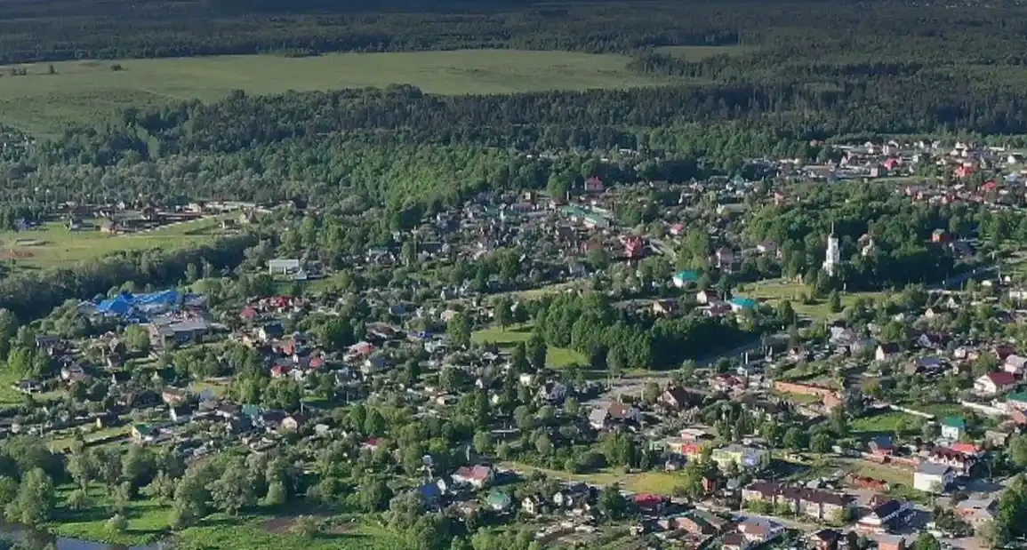 Вид на село Хатунь городского округа "Ступино". 2022 год. Автор: Вадим. Источник: Яндекс панорамы.