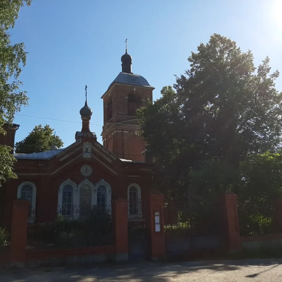 Успенская церковь села Липитино городского округа "Ступино". Лето 2024 года. Фотография Татьяны Залата.