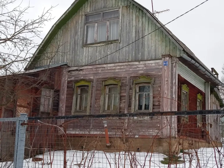В с. Ивановское, городской округ "Ступино" (также - Ивановское Ступинский район). Фотопроект "Наличники". Автор - Николай Салтыков.