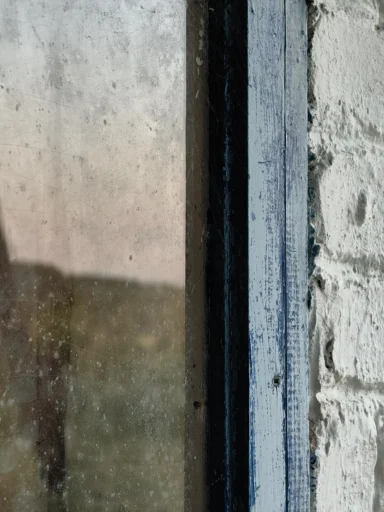Окно, которое всё помнит. Село Голянка, Новосильский район. Фотография Татьяны Залата.