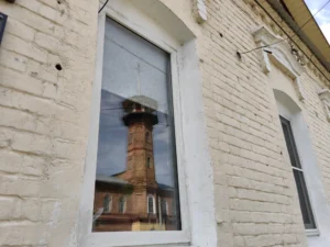 Пожарная каланча в г. Хвалынске Саратовской области. Фотография Татьяны Залата, 23 августа 2025 г.