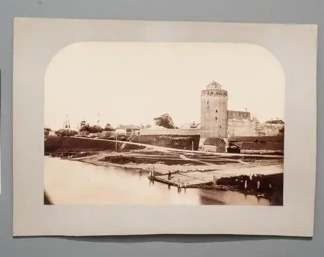 Коломна. Вид на Кремль от реки Коломенки. 1890-е гг. ГИМ. №№ ГК 47321246 / по КП (ГИК): ГИМ 42949/23098 / Инв.: Ф 10112.