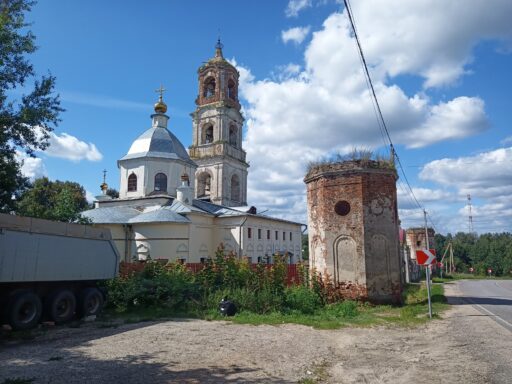 Храм в Троице-Лобаново г. о. Ступино.