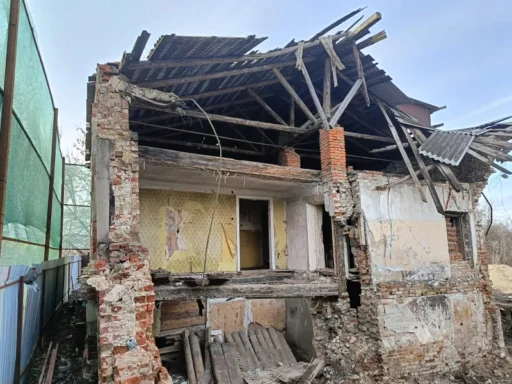 Коломенская улица, 81 - что происходит с домом?