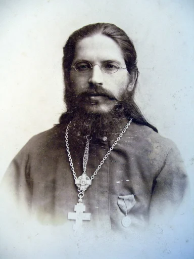 Василий Александрович Пробатов (1866 - 1956) - священник, г. Коломна, законоучитель Коломенской мужской гимназии. Источник фотографии: https://ru.wikipedia.org/wiki/Пробатов,_Василий_Александрович.