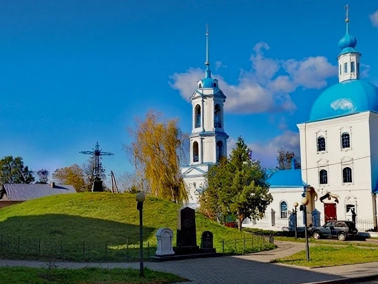 Благовещенский храм и Благовещенский курган в Зарайске. Загружено на Про Край: Татьяна Залата