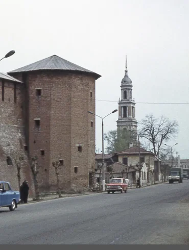 Коломна. Грановитая башня и улица Октябрьской Революции. 1977 – 1990 гг. https://pastvu.com/, uploaded by Sergey1949.